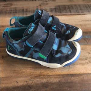 Plae Ty Velcro sneakers blue camo size 11